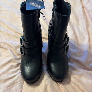 Size 8 Harley Davidson ankle boots, never worn